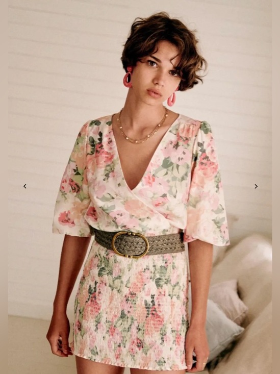 Sezane Dresses & Skirts - Sezane "Olga Floral" V-Neck Mini Dress with Puff Sleeves Linen Blend